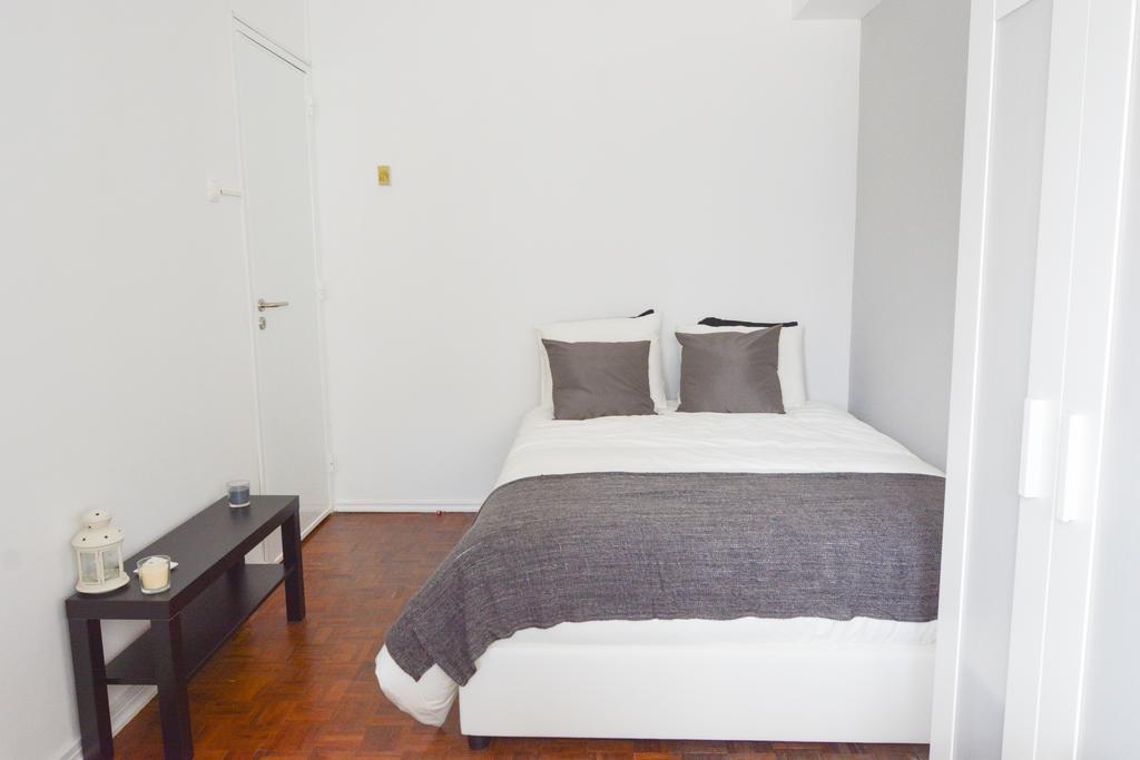 4U Lisbon Guesthouse Room photo